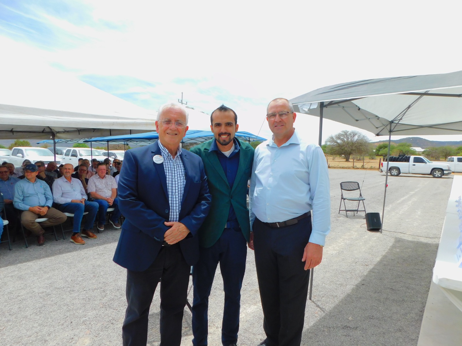 Alcalde con personal